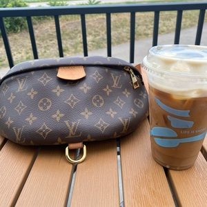 Louis Vuitton BUMBAG Pristine condition